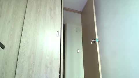 Fernanda online show from 02/11/25, 07:48