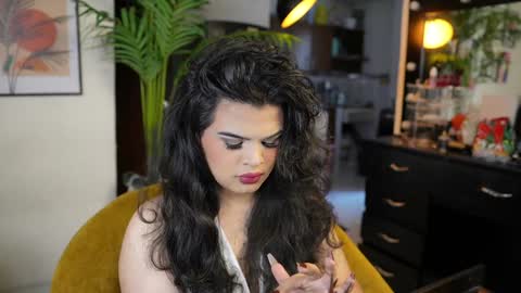 Chloe  online show from 12/04/24, 08:18