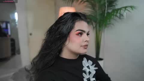 Chloe  online show from 09/25/25, 10:02