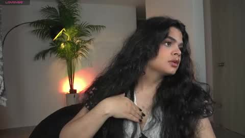 Chloe  online show from 05/03/26, 12:27