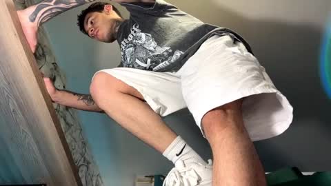   online show from 01/02/25, 10:37