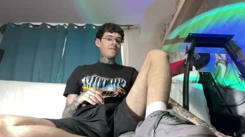   online show from 01/10/25, 08:26