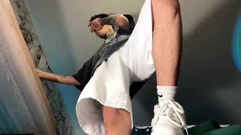   online show from 01/15/25, 10:17