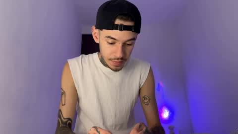   online show from 09/11/25, 12:44