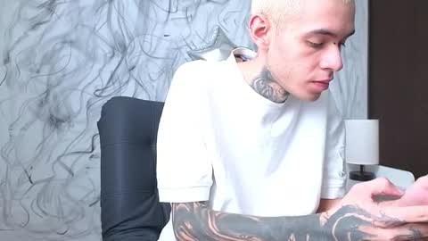   online show from 09/28/25, 12:10