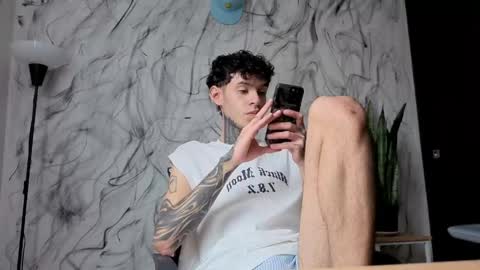 Snapshot of arteemiis chatting on 06/06/26, 03:17 online show from 06/06/26, 03:17