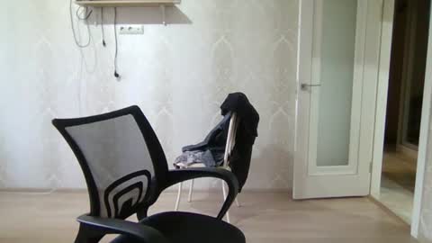 Snapshot of artem228play chatting on 06/16/26, 01:41 artem228play online show from 06/16/26, 01:41