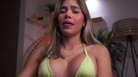 Amanda online show from 12/12/24, 02:04