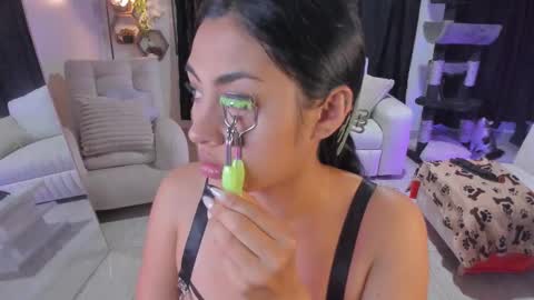 FENIX online show from 11/16/25, 02:06