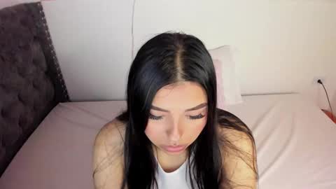 ESTEFANY online show from 12/29/24, 05:53