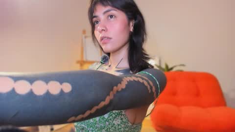 Linda  independent model artgeea online show from 04/10/26, 10:03