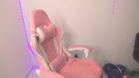 Val online show from 12/19/25, 03:24