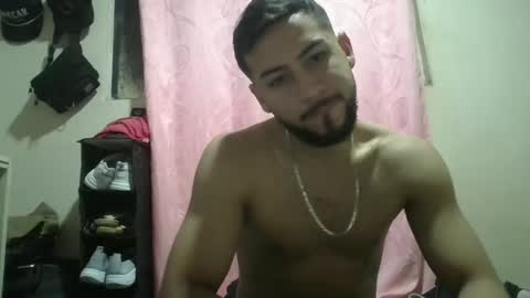 Snapshot of arthur1718 chatting on 10/15/25, 03:06 arthur1718 online show from 10/15/25, 03:06