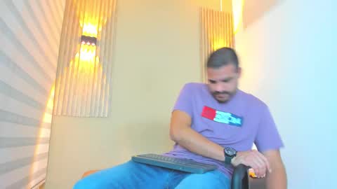 arthur_howard online show from 01/13/26, 03:56