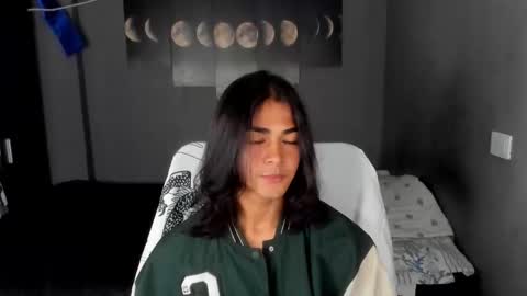 Snapshot of arthur_hunter chatting on 12/05/24, 04:20 I AM HERE online show from 12/05/24, 04:20