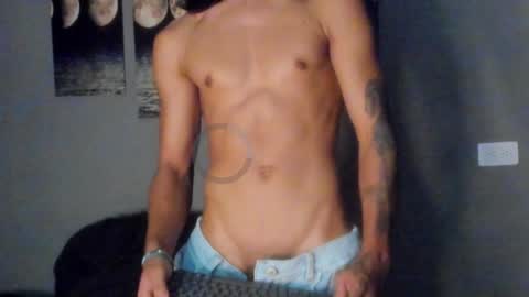 Snapshot of arthur_hunter chatting on 01/22/25, 01:11 I AM HERE online show from 01/22/25, 01:11