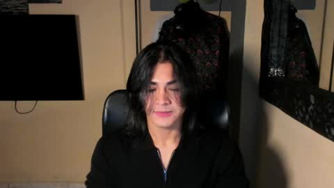 Snapshot of arthur_hunter chatting on 09/26/25, 03:43 I AM HERE online show from 09/26/25, 03:43