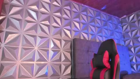 Arthur online show from 04/12/26, 08:47