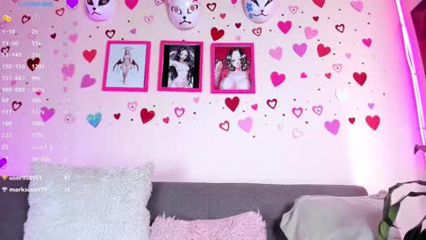 Snapshot of artmiajoy chatting on 03/03/25, 08:32 MIA OF artmiajoy online show from 03/03/25, 08:32