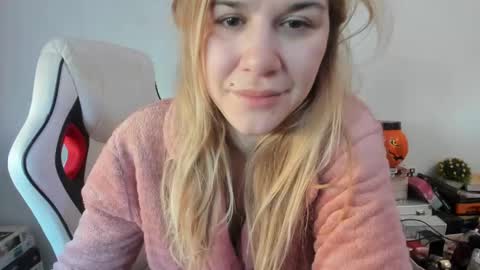 MIA online show from 02/05/25, 07:39