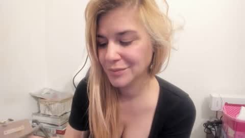 MIA online show from 11/07/25, 09:04