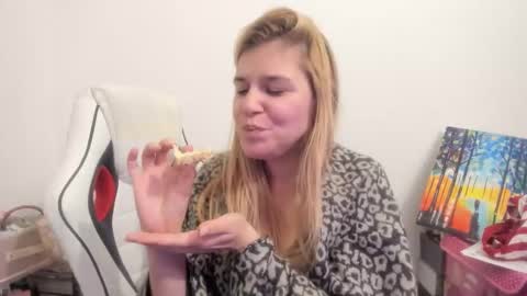 MIA online show from 11/24/25, 10:53