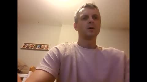 Snapshot of arturporshe69 chatting on 11/16/25, 06:02 arturporshe69 online show from 11/16/25, 06:02