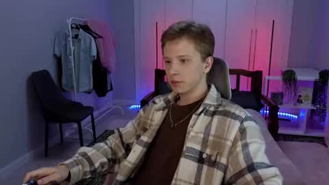 Archie online show from 12/04/25, 02:54