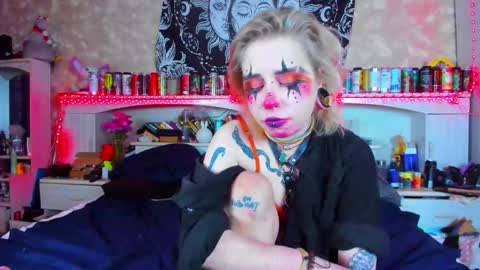 Snapshot of aru_koto chatting on 09/18/25, 05:15 Aru online show from 09/18/25, 05:15