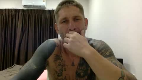 Snapshot of arunboy81 chatting on 05/16/26, 12:59 Lucash413 online show from 05/16/26, 12:59