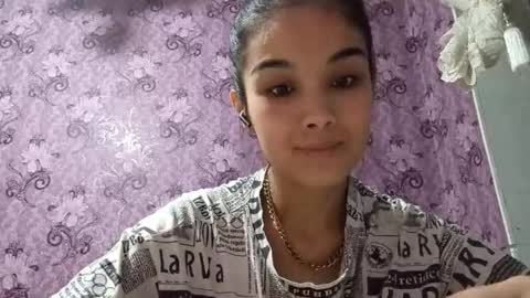 Amina online show from 12/21/25, 06:59