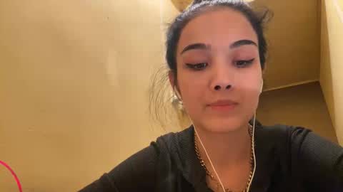 Amina online show from 01/18/26, 06:12