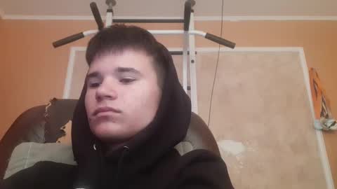 Snapshot of arvyn_ chatting on 04/21/26, 07:25 Denis online show from 04/21/26, 07:25