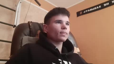 Snapshot of arvyn_ chatting on 04/30/26, 08:31 Denis online show from 04/30/26, 08:31