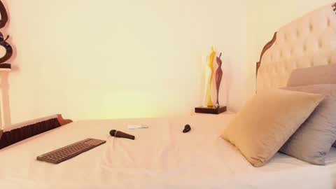 Arya online show from 11/13/25, 11:09