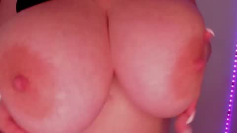 Arianacustom videos available for sale try my special  vibes 112233111222333 private copy at request online show from 01/26/25, 08:57