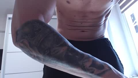 AryanAian1 online show from 11/26/25, 12:50