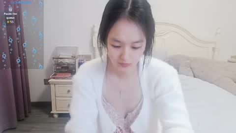 Lily online show from 05/03/26, 03:45