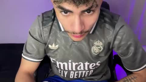 arzu_08 online show from 02/04/26, 03:18