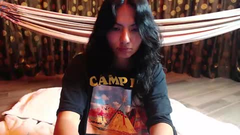 Snapshot of asaray_t chatting on 05/12/26, 12:08 Saray online show from 05/12/26, 12:08
