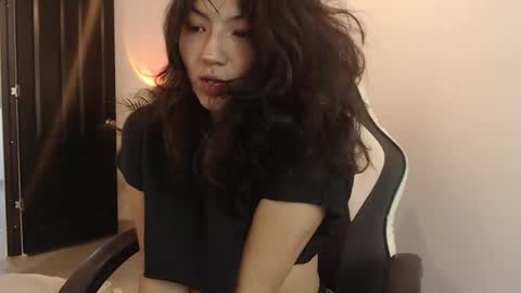 Snapshot of asaray_t chatting on 05/20/26, 12:50 Saray online show from 05/20/26, 12:50