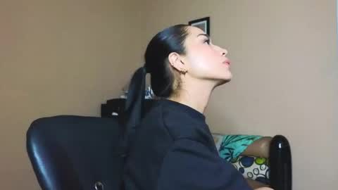 Asena online show from 01/11/25, 03:55