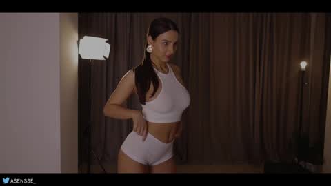 Call me Ann online show from 03/05/25, 07:27