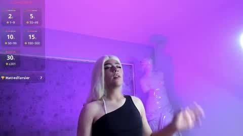 Ash Monroee  online show from 10/03/25, 02:14