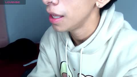 Ash online show from 12/04/25, 12:20