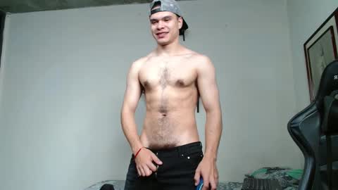 ash_wingrant online show from 01/25/25, 10:19