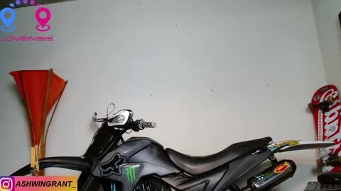 ash_wingrant online show from 02/13/26, 04:08