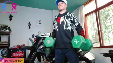 ash_wingrant online show from 04/20/26, 02:20