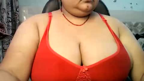 Snapshot of asha3388 chatting on 05/18/26, 04:29 SONI online show from 05/18/26, 04:29