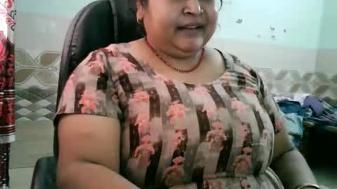Snapshot of asha3388 chatting on 05/19/26, 04:52 SONI online show from 05/19/26, 04:52